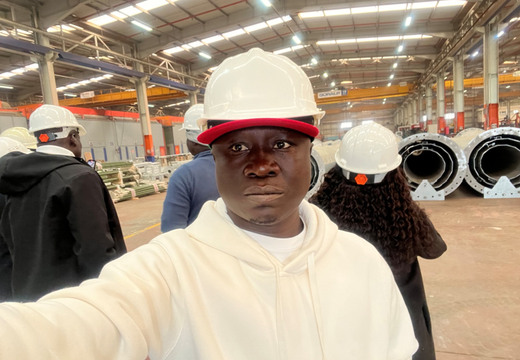 Équipe LYNN'S TECHNOLOGIE en visite d'usine de fabrication de pylônes